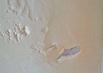 外墙涂料泛碱褪色的原因及解决方法